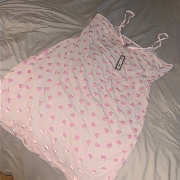 💕NWT SKIMS sheer pink velvet slip dress - Picture 7 of 7